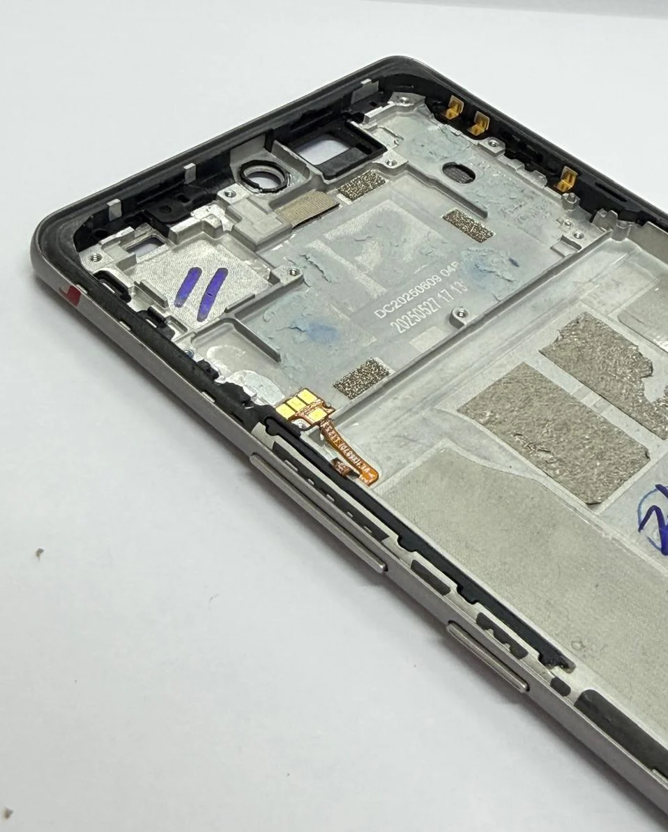 Lcd Frame Middle Chassis for Infinix Note 50s Silver - Image 2